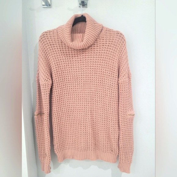 Guess pink sweater with zippers-Medium - Picture 5 of 7